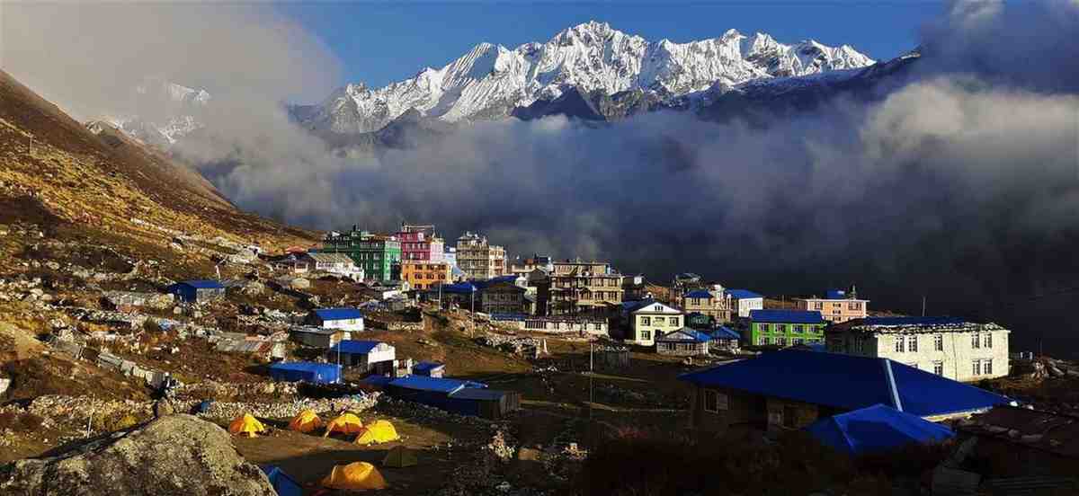 Trekking in Langtang region